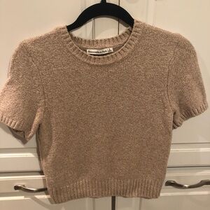 Abercrombie & Fitch Crew Sweater Tee